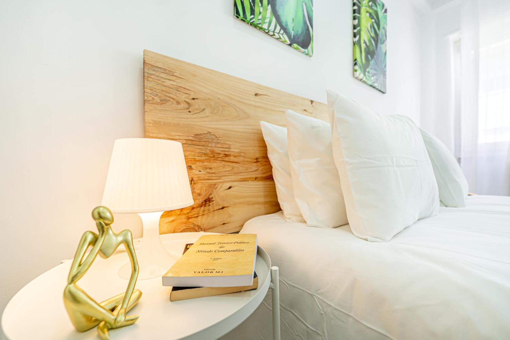 Santos Mattos Guesthouse & Apartments By Lisbon With Sintra อามาโดรา ภายนอก รูปภาพ